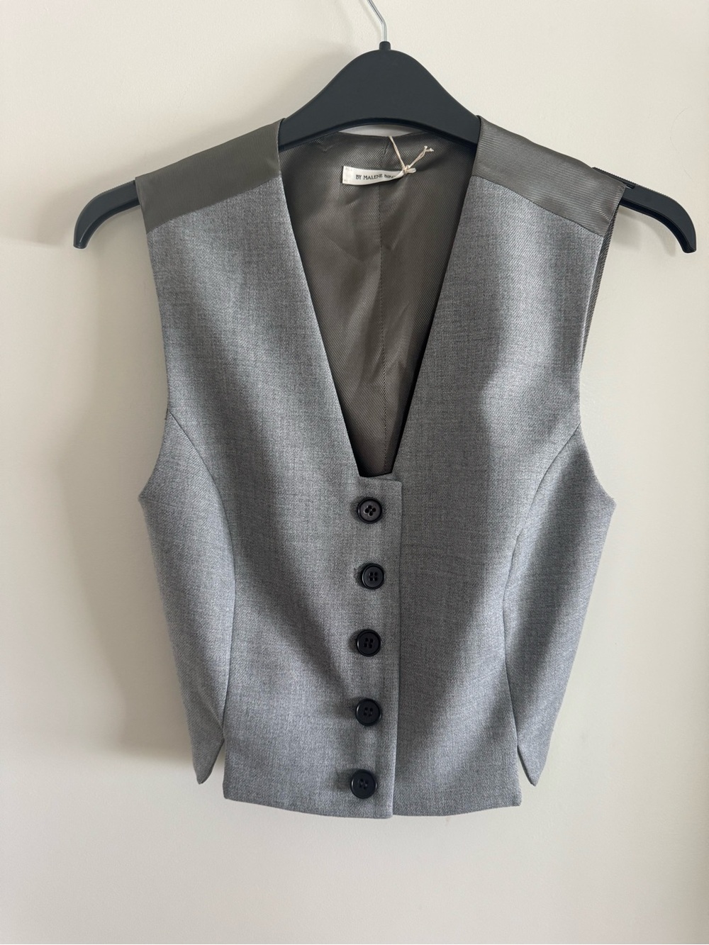 By Malene Birger Cropped Gray Vest  with Tag